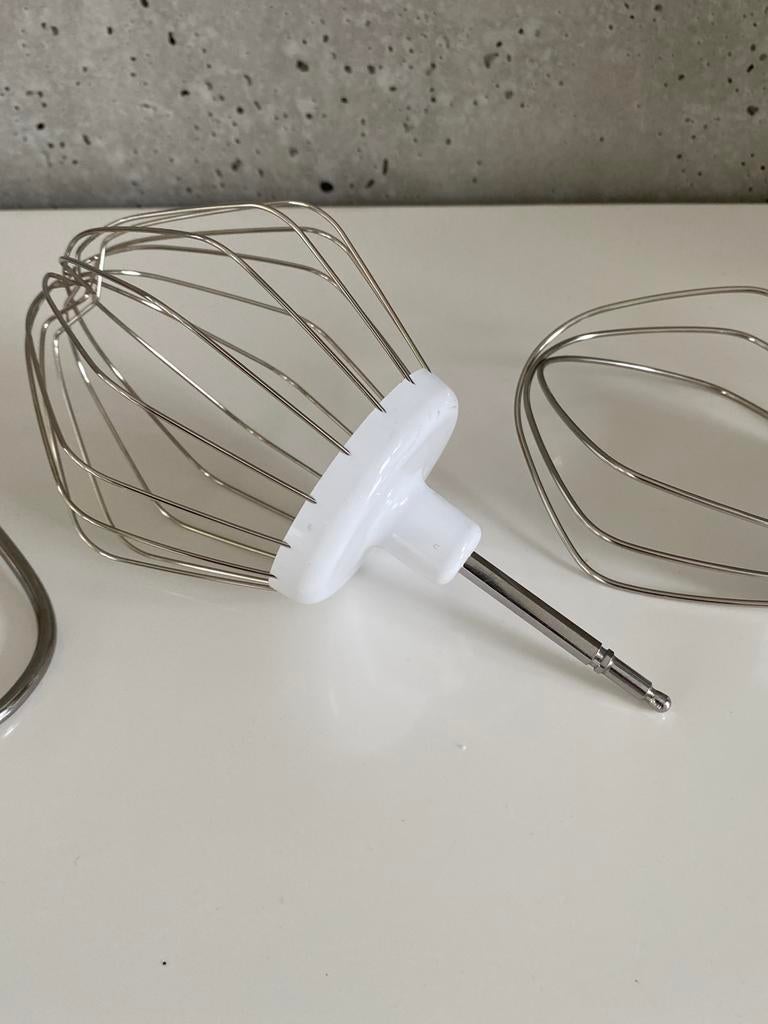 Set: 3x garde Bosch MUM5: 2x garde+deeghaak keukenmachine, Nieuw, Ophalen of Verzenden, Vaatwasserbestendig, 3 snelheden of meer