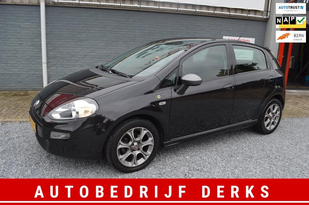 Fiat Punto Evo 0.9 TwinAir Young Airco 5Drs Stuurbekrachtigi, Auto's, Fiat, Voorwielaandrijving, Gebruikt, Euro 6, Origineel Nederlands