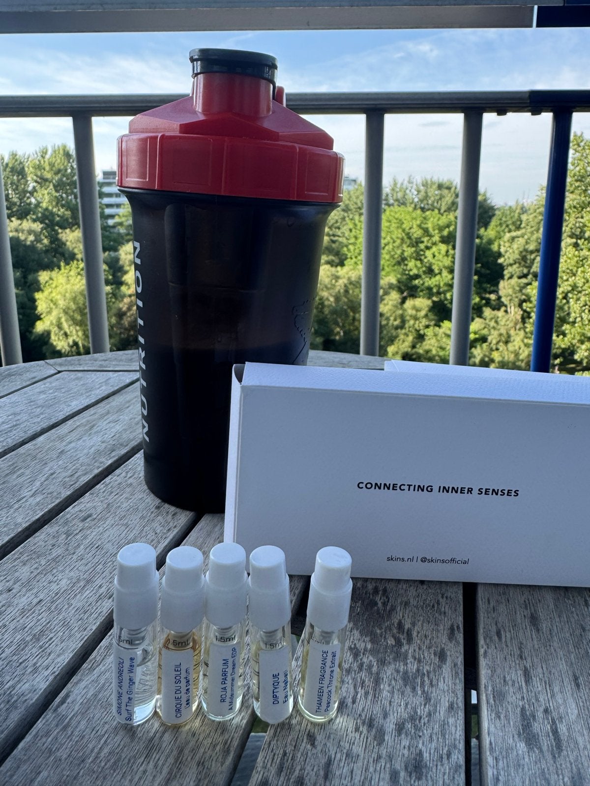 Skins Cosmetics parfum samples, Ophalen of Verzenden, Zo goed als nieuw