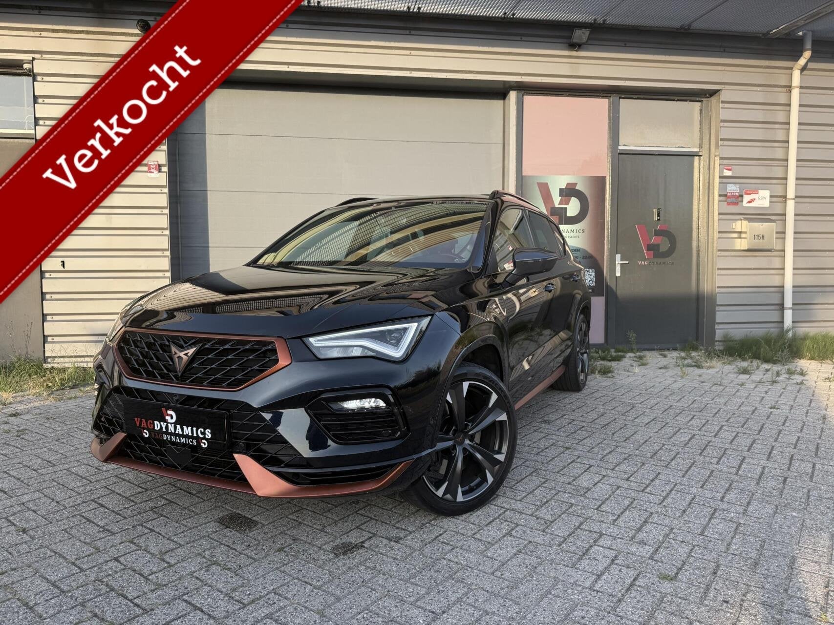 CUPRA Ateca 2.0 TSI 4DRIVE DEALER VOL BEATS 360 SIDE PANO VD, Automaat, Dealer onderhouden, Gebruikt, Euro 6