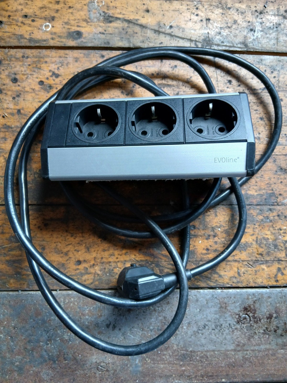 EVOline the e-place design stekkerdoos 3-voudig, Doe-het-zelf en Verbouw, Overige merken, Gebruikt, Jüngerstr. 25, 58515 Lüdenscheid, Duitsland