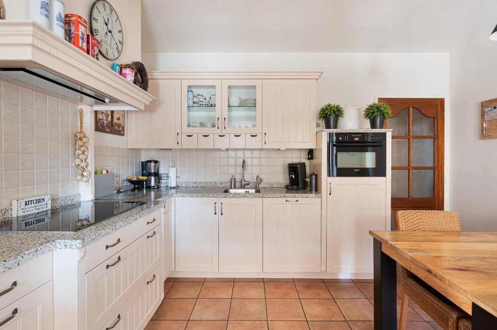 Gebruikte hoekkeuken met cooker en Bosch kookplaat, Ophalen, Gebruikt, Hoekkeuken, Graniet of Steen