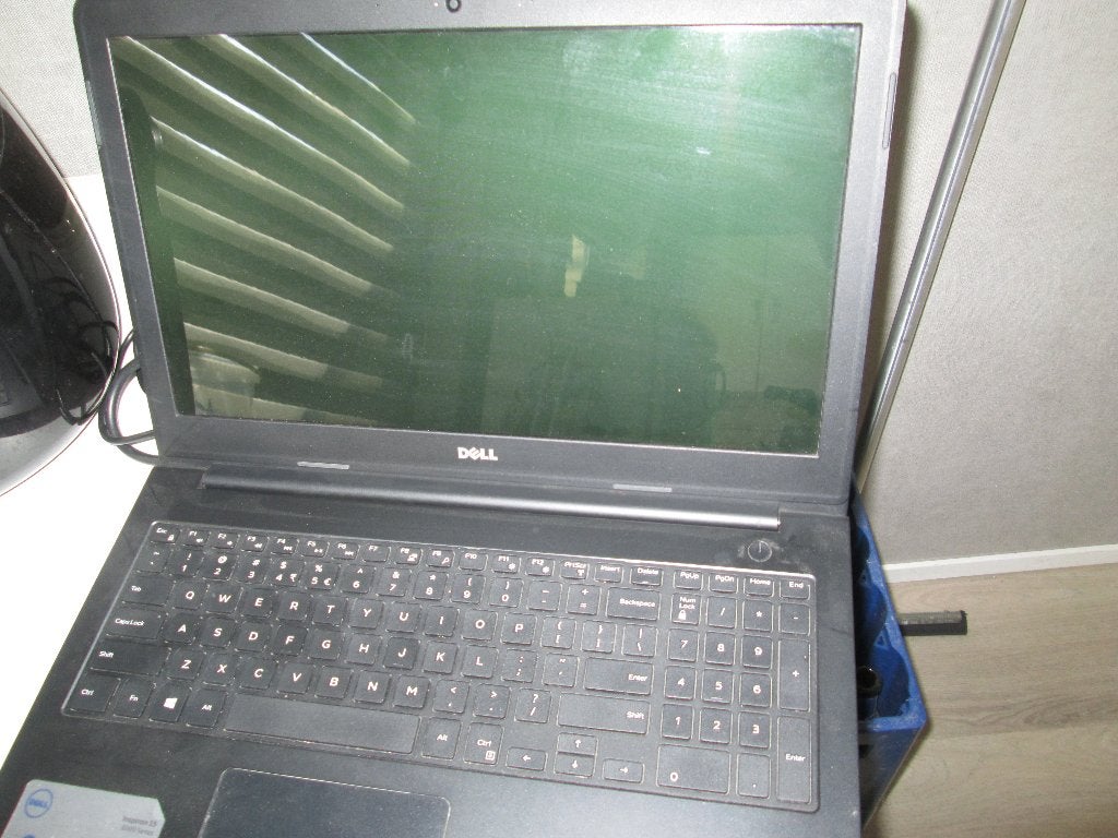 laptop te koop  en een repeater access point, Ophalen, Gebruikt, 15 inch