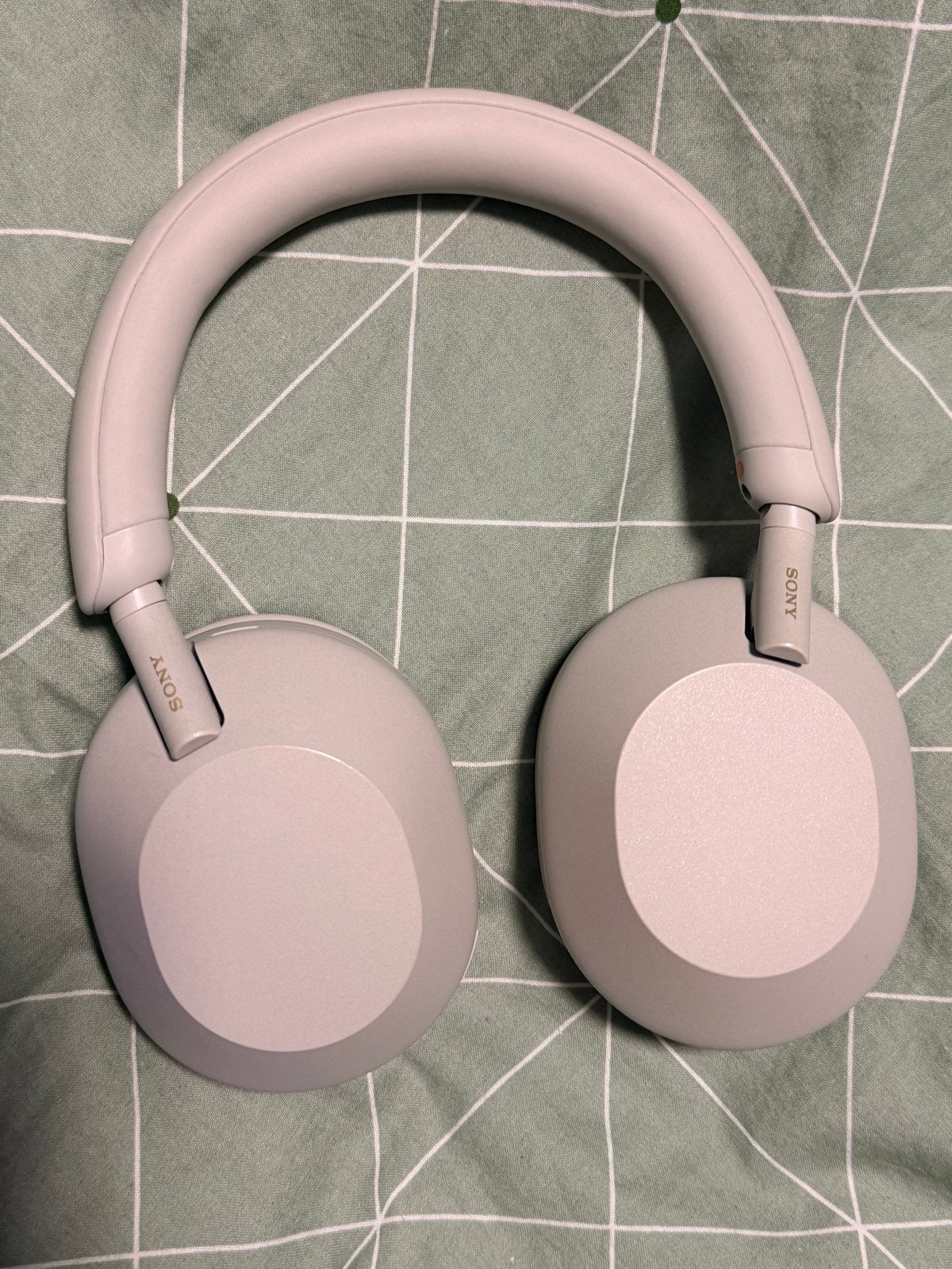 Sony WH-1000XM5 met Noise Cancelling