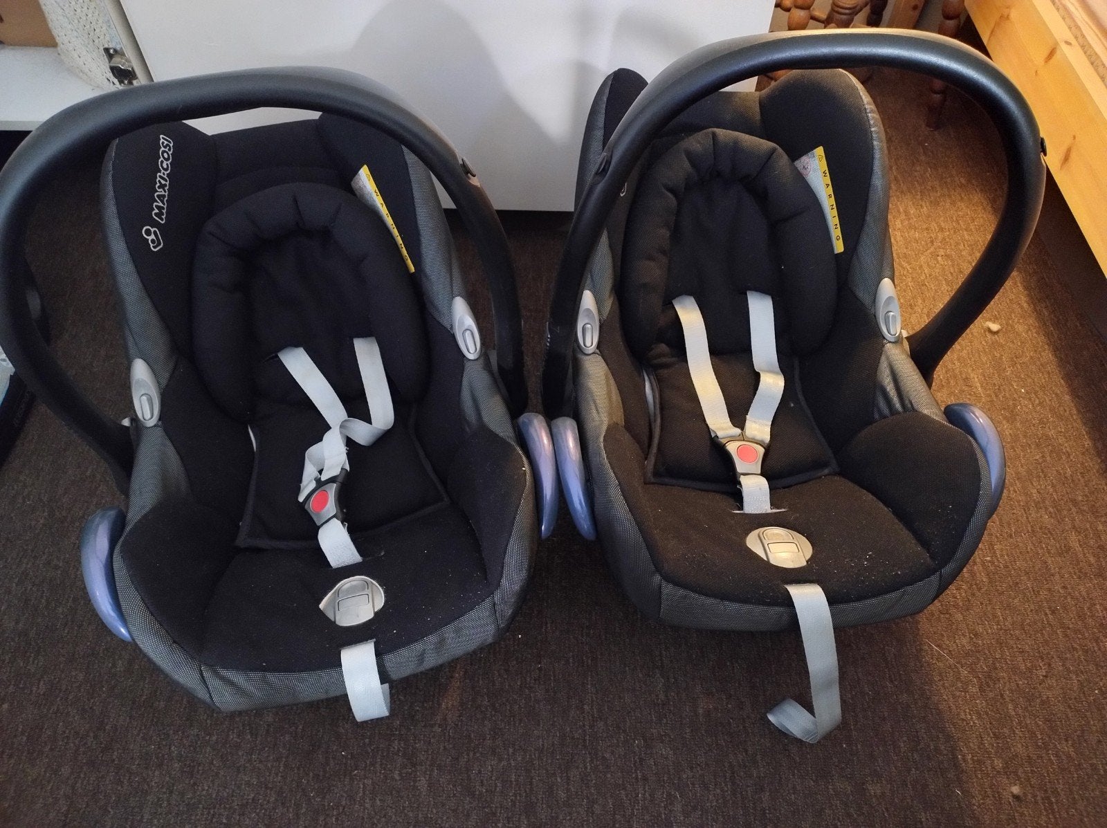 maxi cosi cabrio fix tweeling, Ophalen, Autogordel of Isofix, Gebruikt, 0 t/m 13 kg