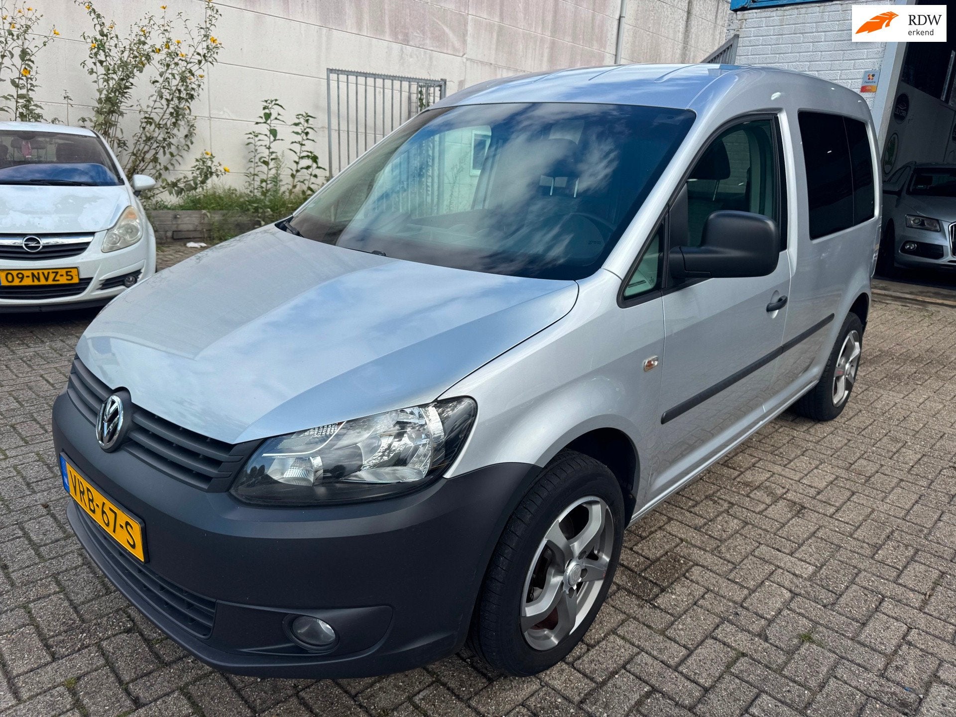 Volkswagen Caddy 1.2 TSI BJ 2012 AIRCO EL RAMEN CV PDC 16 SP, Auto's, Voorwielaandrijving, Euro 5, Gebruikt, 4 cilinders