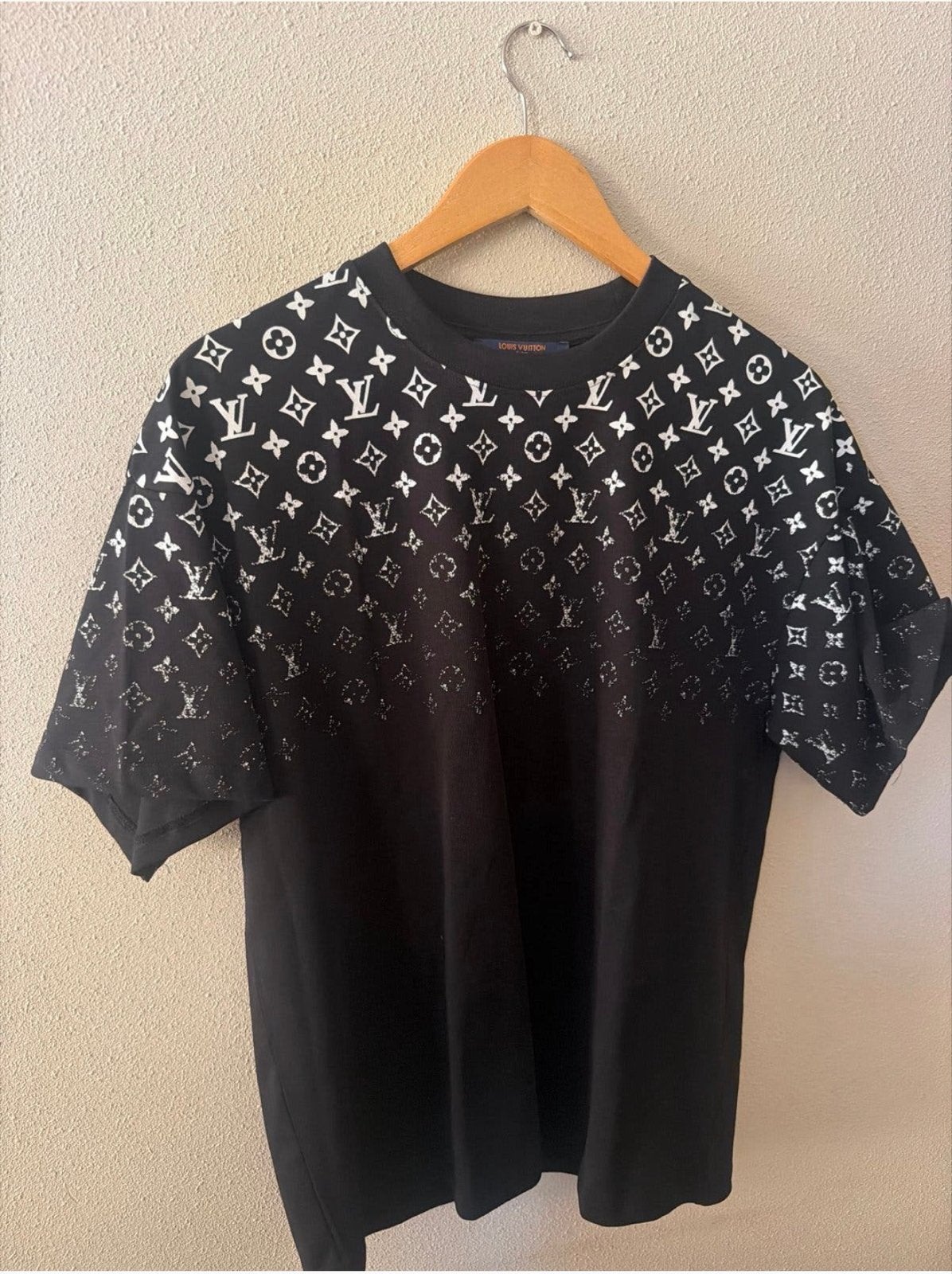 Louis Vuitton T-shirt Zwart Monogram, Kleding | Heren, T-shirts, Ophalen of Verzenden, Zo goed als nieuw, Maat 48/50 (M), Zwart