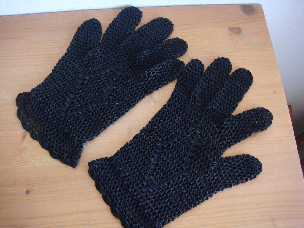 Ouderwetse zwarte handschoenen, Ophalen of Verzenden, Dames