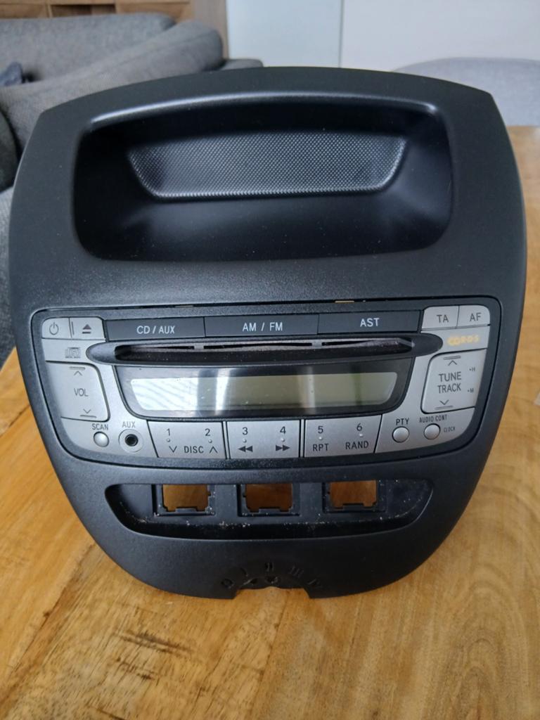 Auto radio voor een Peugeot 107, Ophalen of Verzenden