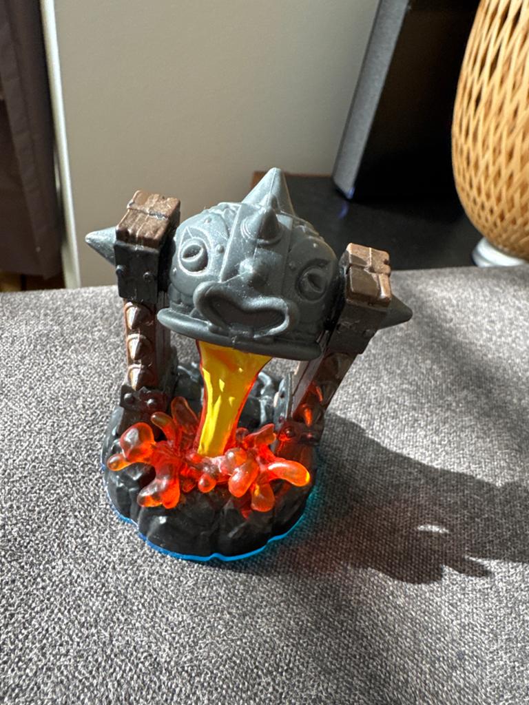 Skylanders Swap Force Fiery Forge Magic Collectible 2013, Ophalen of Verzenden, Gebruikt