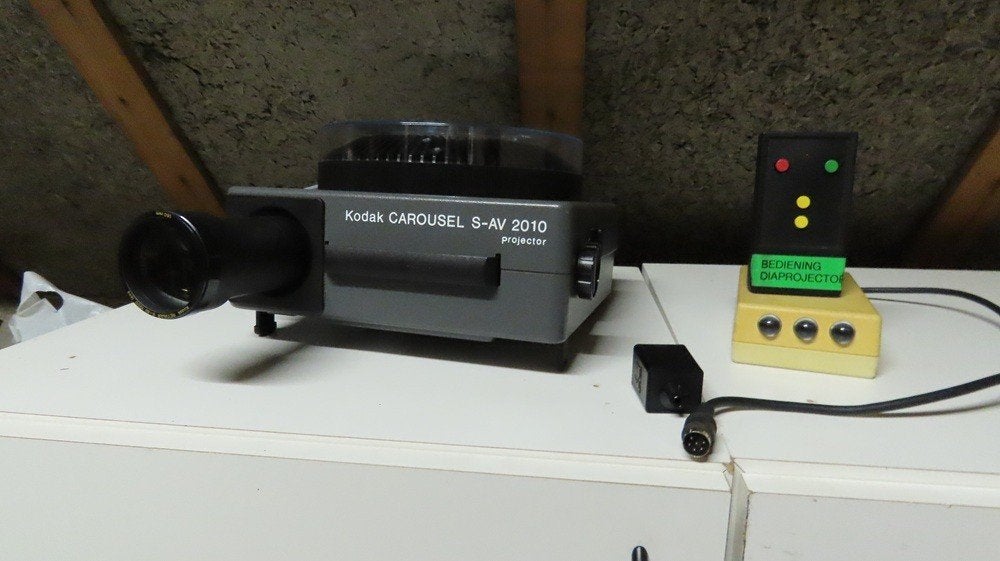Kodak carrousel diaprojector met 20 diamagazijnen, Audio, Tv en Foto, Diaprojectors, Ophalen of Verzenden, Gebruikt