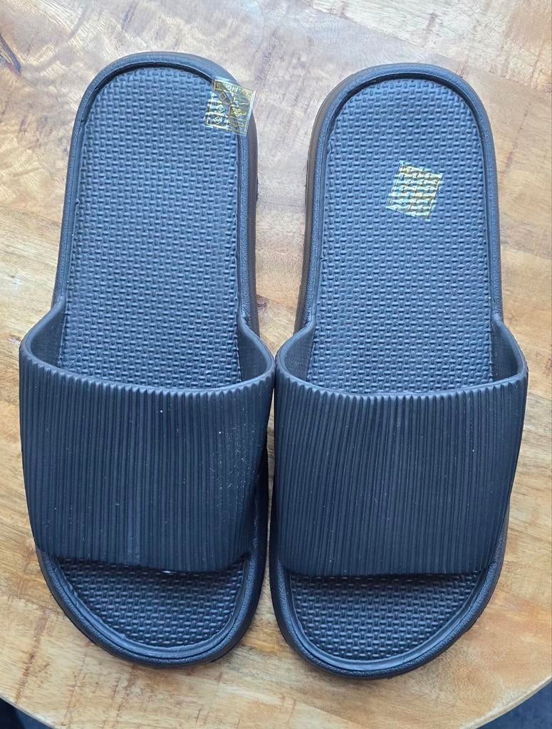 Lichtgewicht Anti-Slip Douche & Strand Slippers, Ophalen of Verzenden, Nieuw