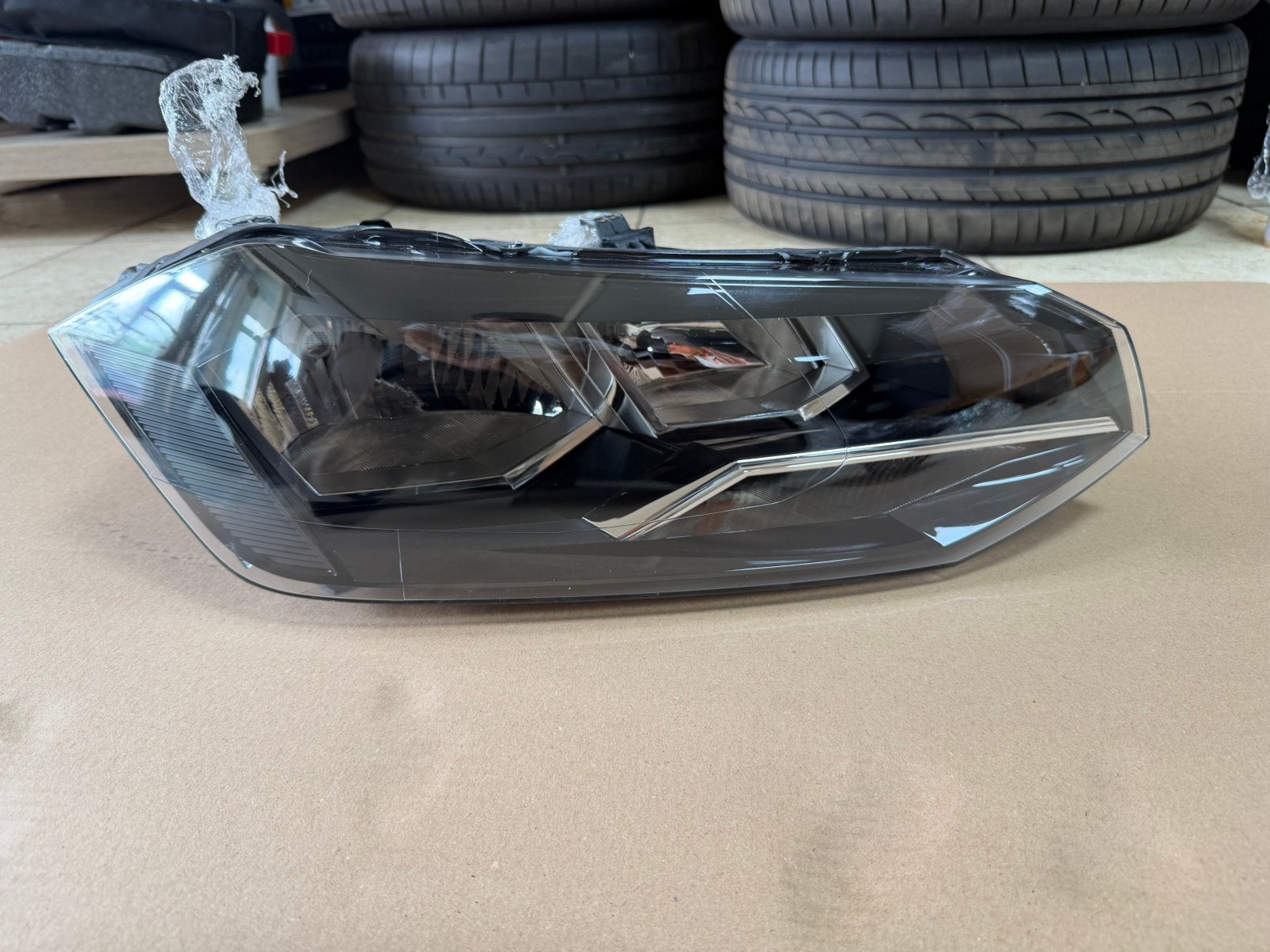 Originele Koplamp VW Polo 2G Halogeen 2G1941006, Auto-onderdelen, Ophalen