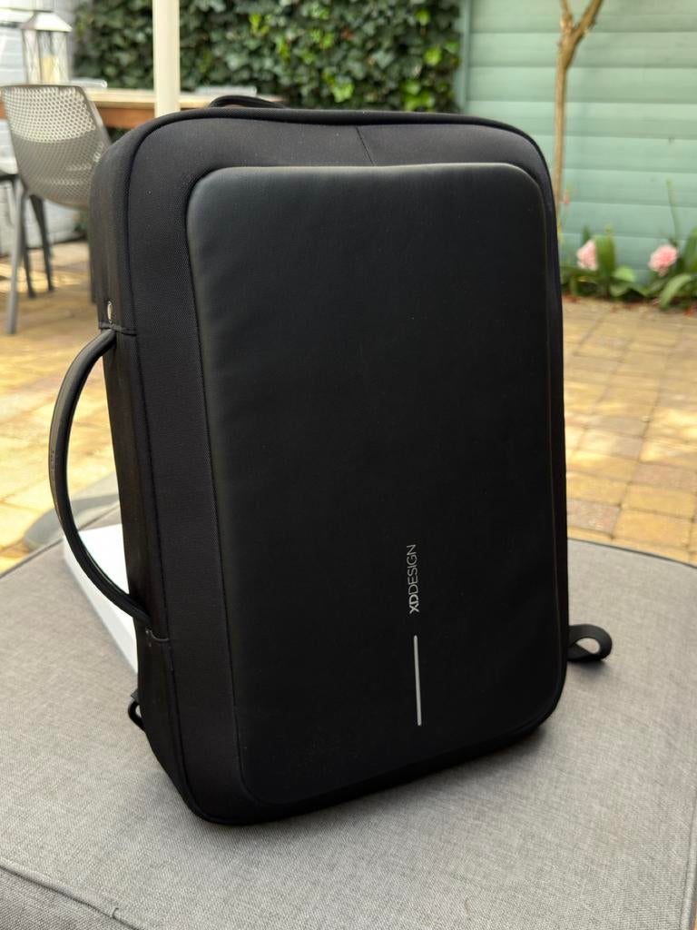 XD Design Bobby Hero Small Anti-Diefstal Rugzak Zwart, Overige merken, 25 tot 40 cm, Ophalen of Verzenden, Zo goed als nieuw