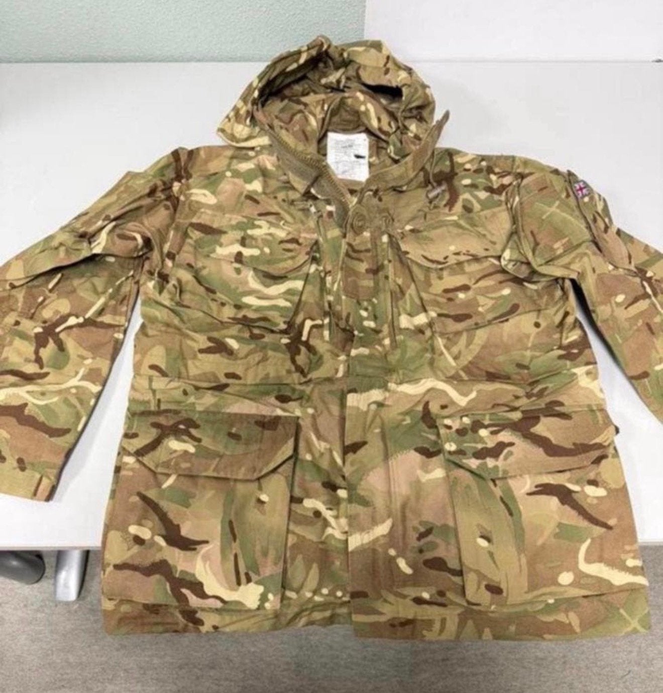 Britse Leger Winddichte smock jas army UK M camouflage camo, Kleding of Schoenen, Ophalen of Verzenden, H, H