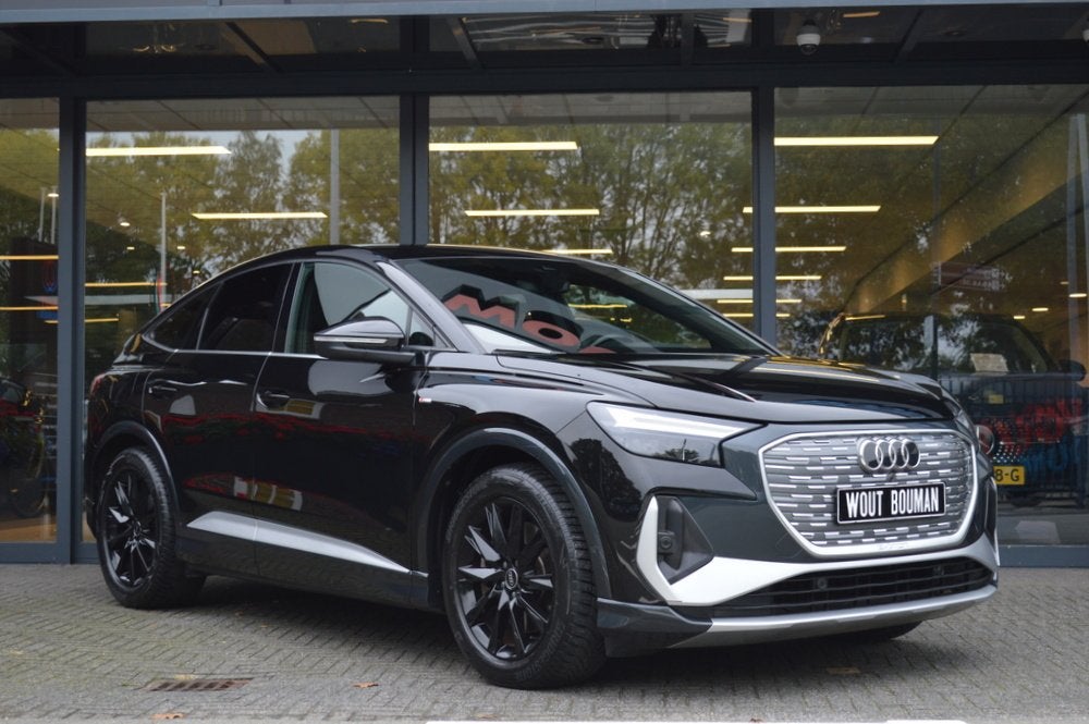 Audi Q4 Sportback e-tron 40 S-Line 77 kWh Led Navi Acc Camer, Auto's, Automaat, Achterwielaandrijving, Gebruikt, Zwart