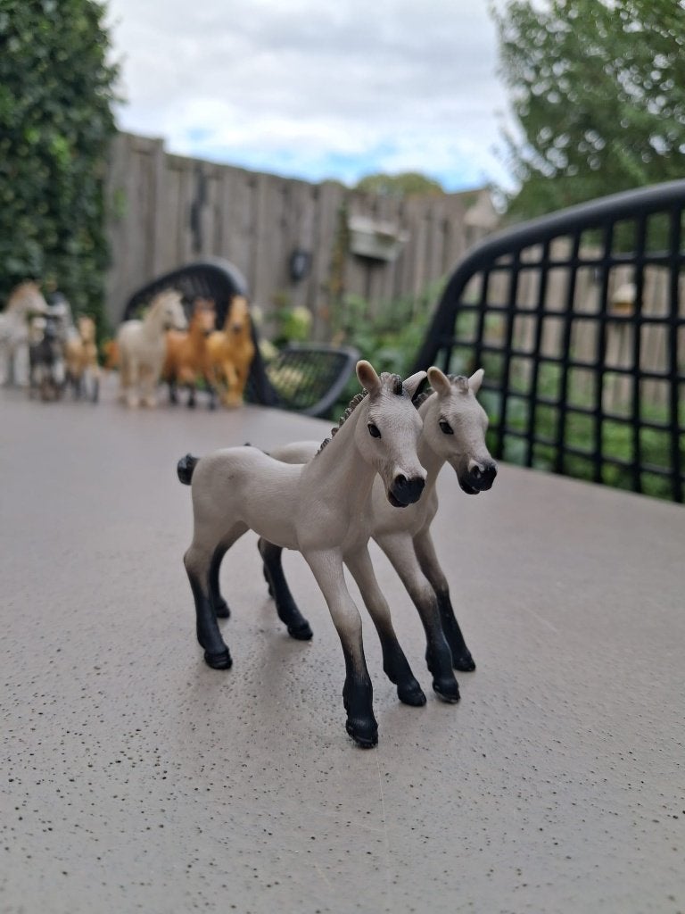 Schleich tweeling veulens, Ophalen, Zo goed als nieuw