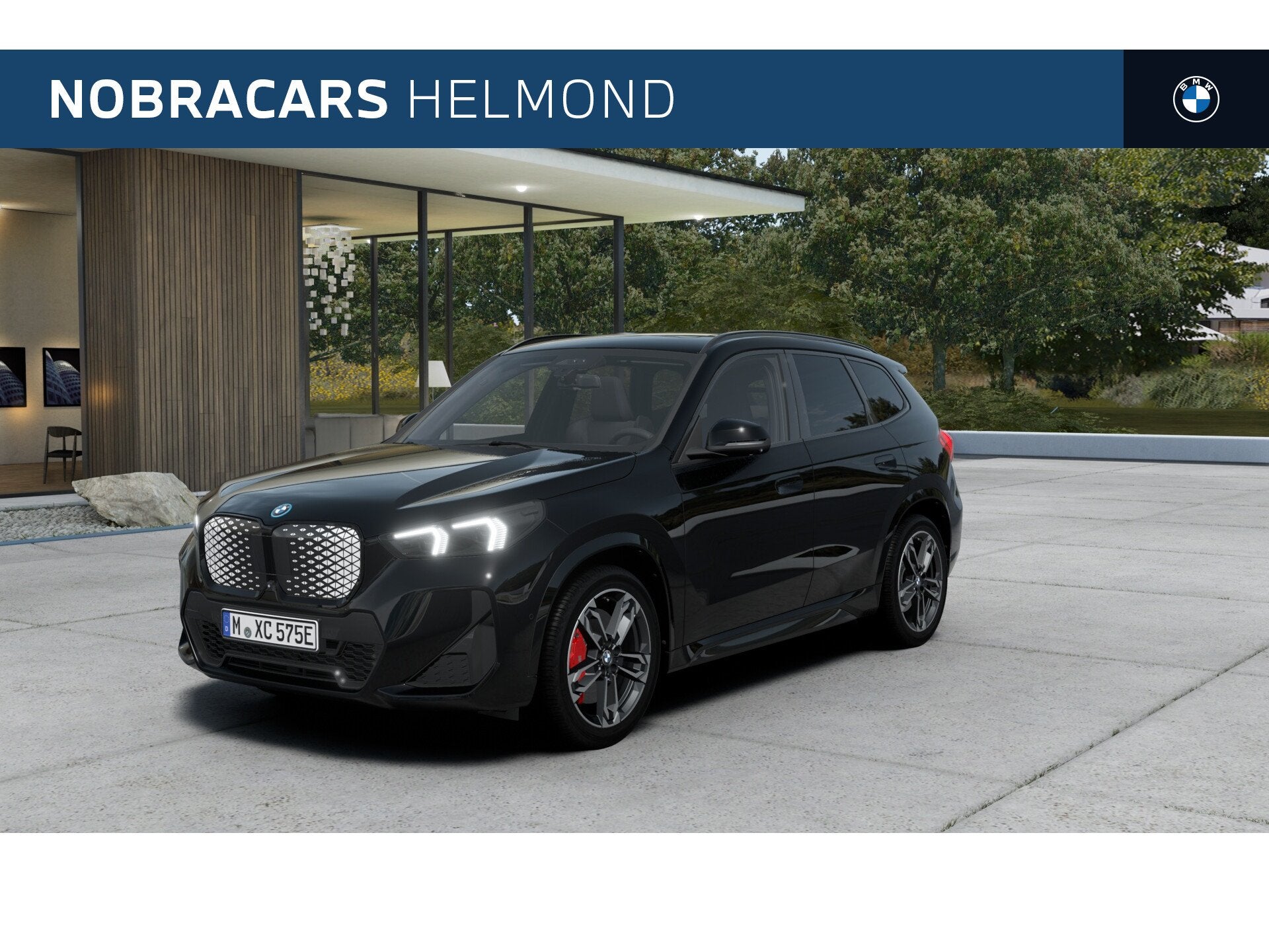 BMW iX1 eDrive20 M Sport / Trekhaak / Panoramadak / Sportsto, Auto's, Dealer onderhouden, Zwart, Zwart, Nieuw