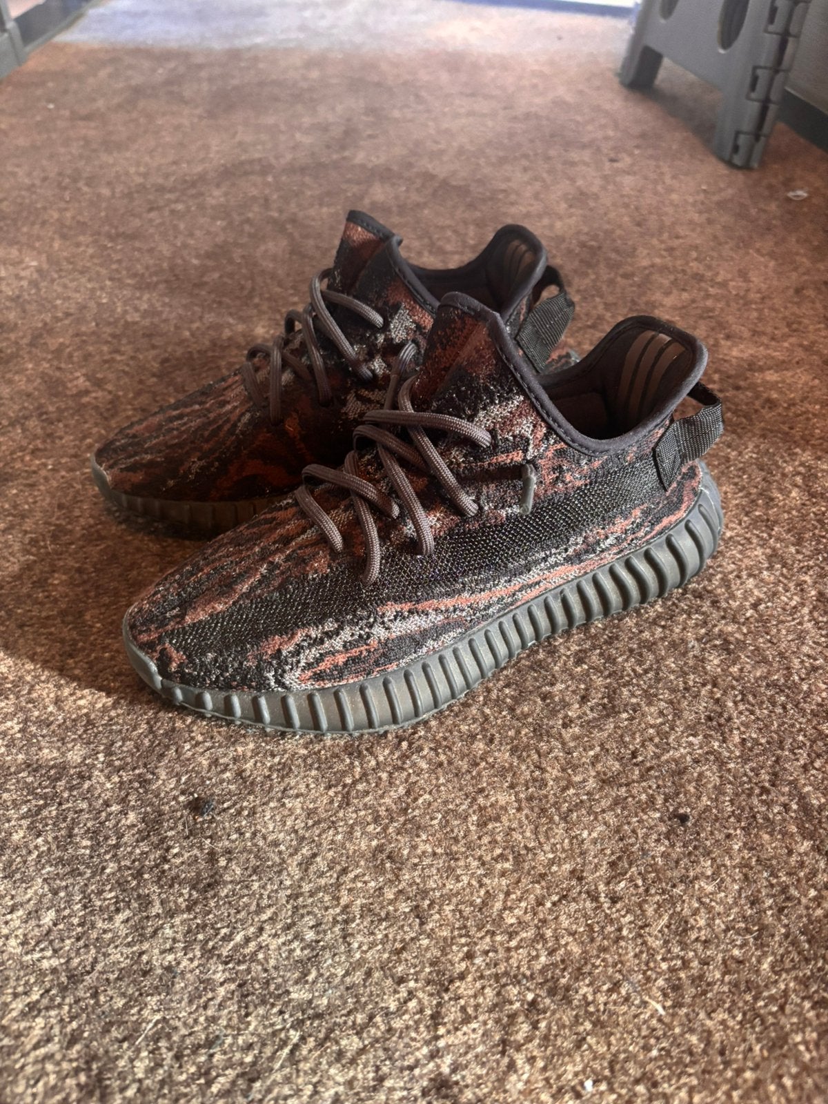 Adidas Yeezy boost 350 MX Rock maat 38, Bruin, Verzenden, Overige typen, Zo goed als nieuw