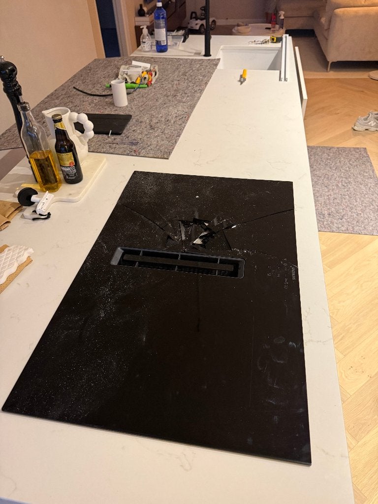 Siemens ED877BS16E - Inductie met afzuiging (studio line), Witgoed en Apparatuur, Kookplaten, Inbouw, Inductie, Niet werkend, 4 kookzones