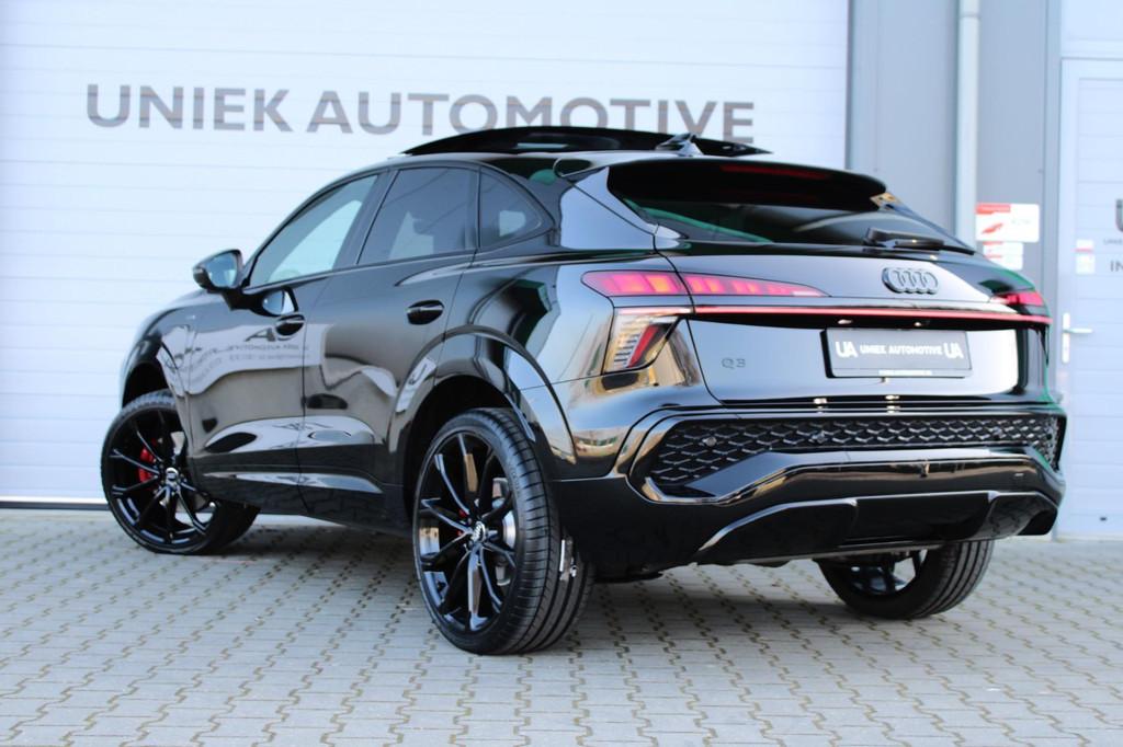 Audi Q3 Sportback S EDITION 272 PK| E-HYBRID | STANDKACHEL |, Auto's, Audi, Zwart, 4 cilinders, Zwart, Hybride Elektrisch/Benzine