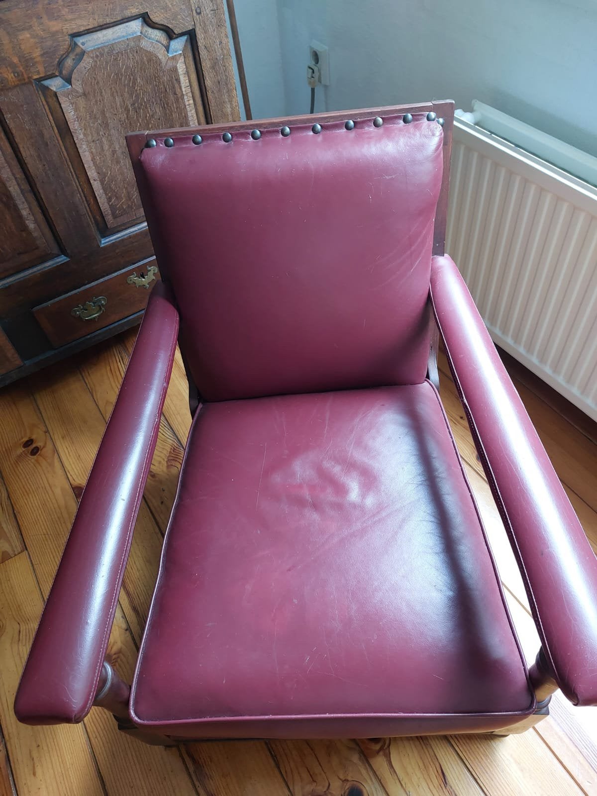 2 beukenhouten, met leer beklede rookstoelen uit de jaren 50, Ophalen, Gebruikt, Twee, Overige kleuren