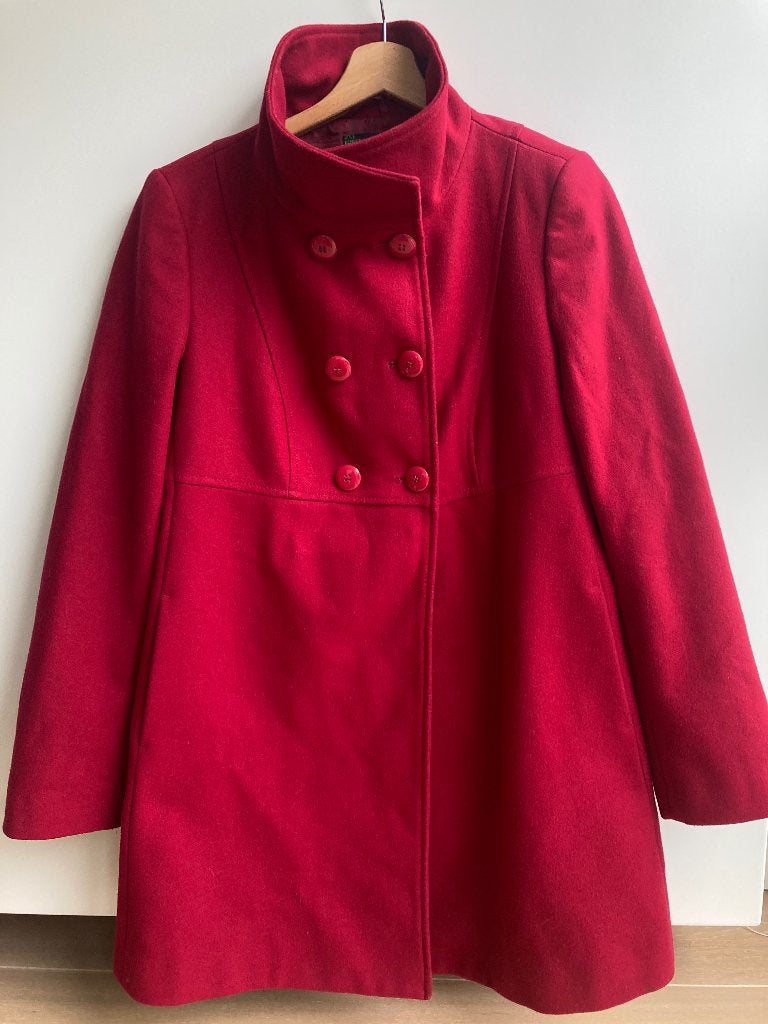 Wijnrode wollen mantel, jas van Benetton mt. 158, XS, Kleding | Dames, Benetton, Ophalen of Verzenden, Zo goed als nieuw, Maat 34 (XS) of kleiner