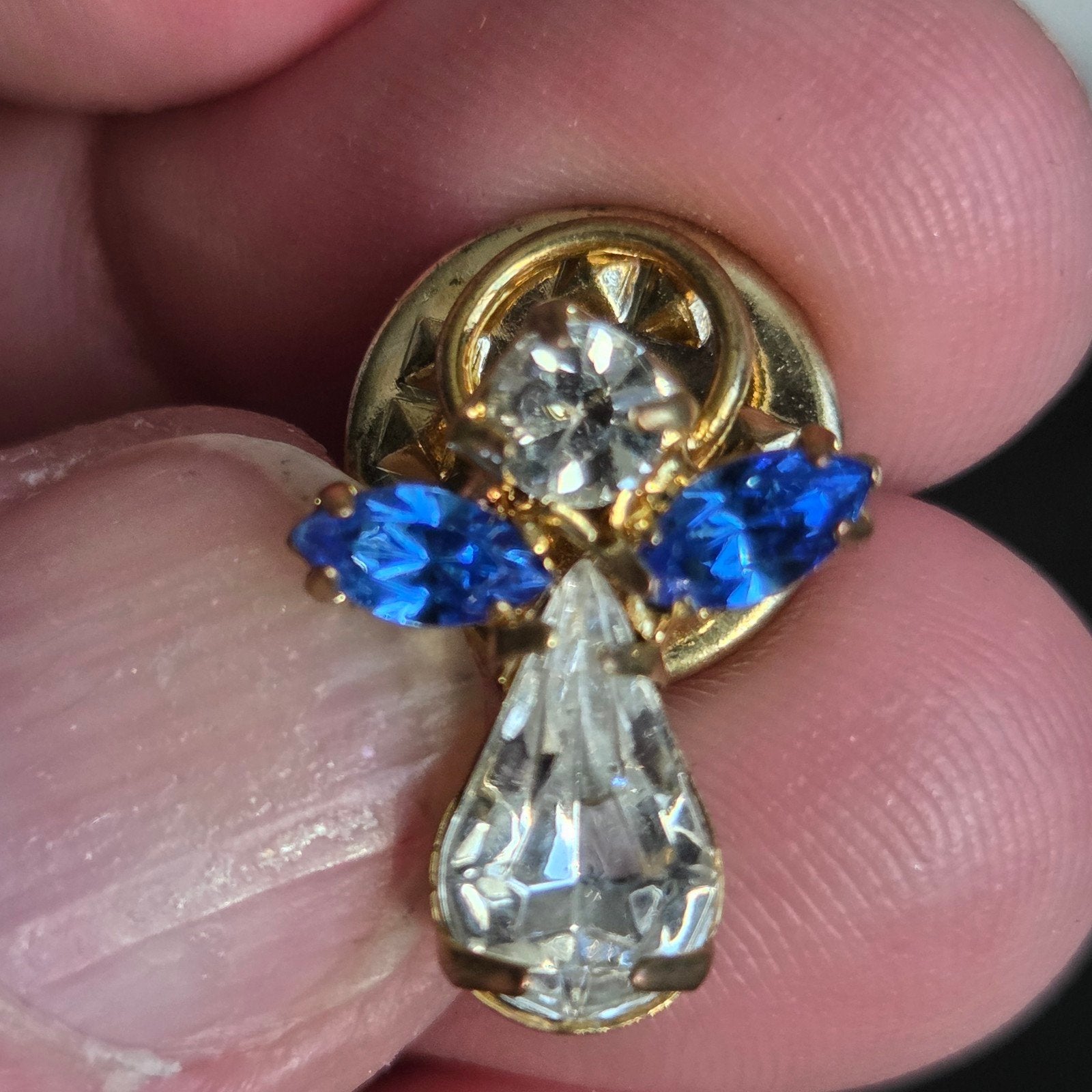 Pin broche, Ophalen of Verzenden, Minder dan 4 cm, Overige materialen