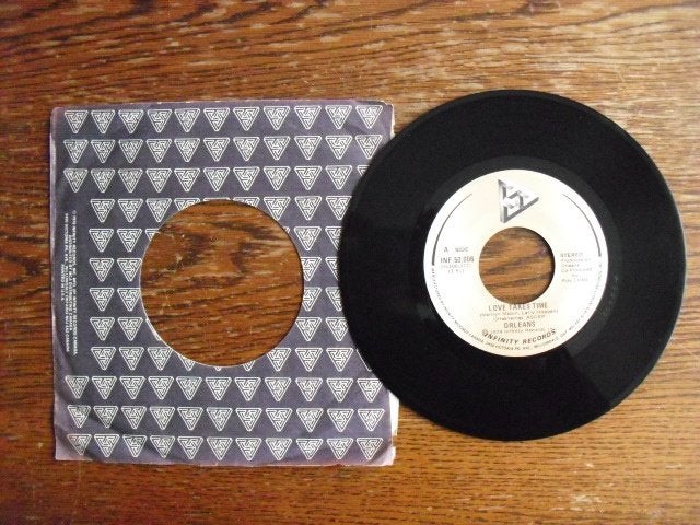 - Orleans - Love Takes Time - vinyl single, Gebruikt, 7 inch, Inclusief binnenhoes, Ophalen of Verzenden