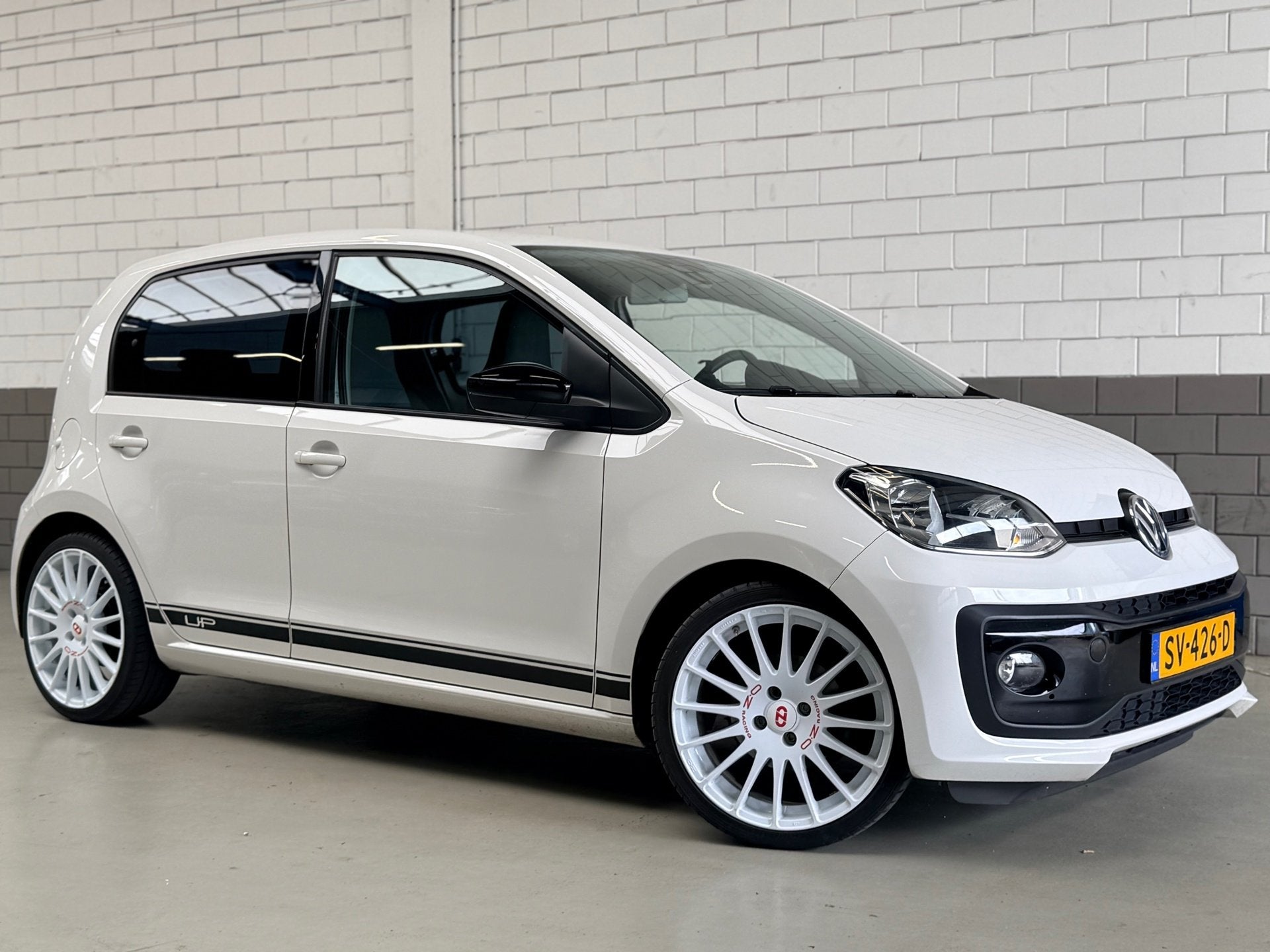 Volkswagen Up! 1.0 BMT move up!, Voorwielaandrijving, Gebruikt, Wit, Origineel Nederlands