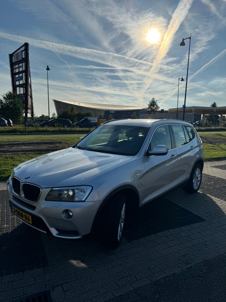 BMW X3 20I Xdrive, Auto's, Stof, Zwart, 4 cilinders, 2000 kg