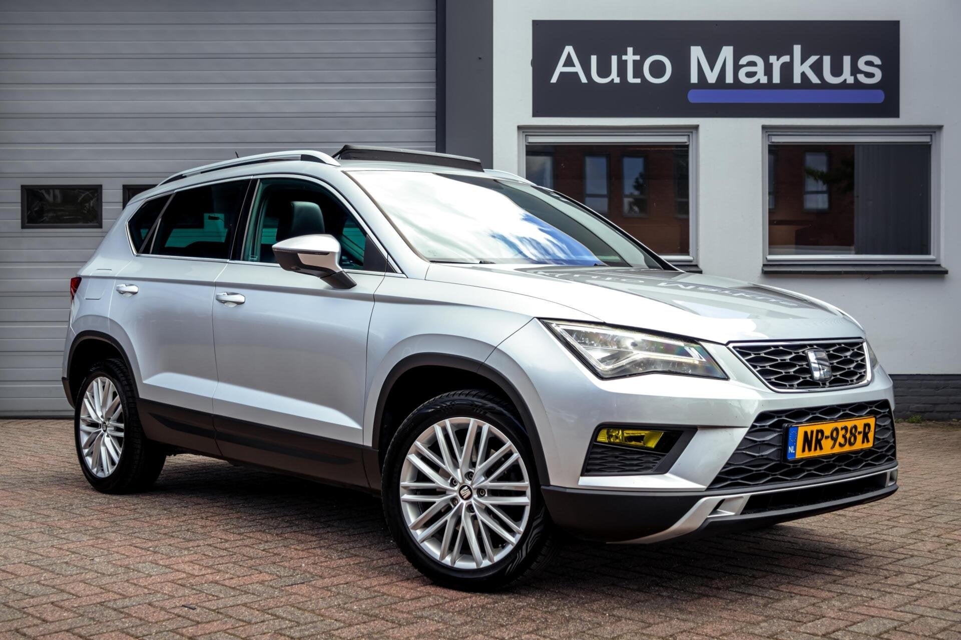 Seat Ateca 1.4 EcoTSI Xcellence|Pano|Keyless|Trekhaak|Camera, Auto's, Voorwielaandrijving, Euro 6, 4 cilinders, 150 pk