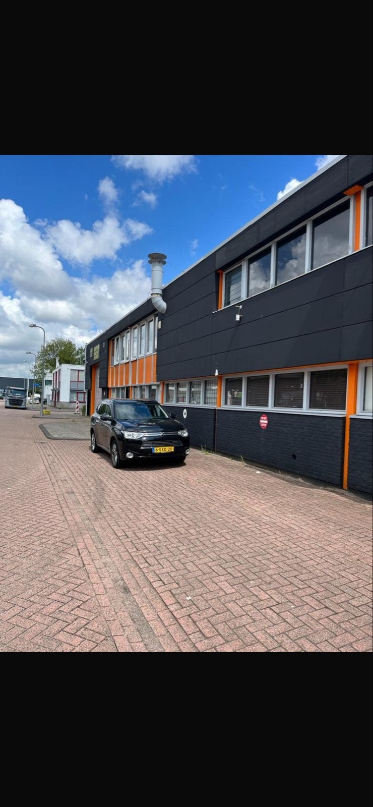 Moderne Bedrijfsruimte met Kantoor en Opslag, Huur, Bedrijfsruimte