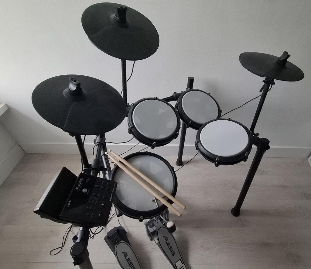 Alesis Nitro Max elektronisch drumstel, Muziek en Instrumenten, Ophalen, Zo goed als nieuw, Overige merken, Elektronisch