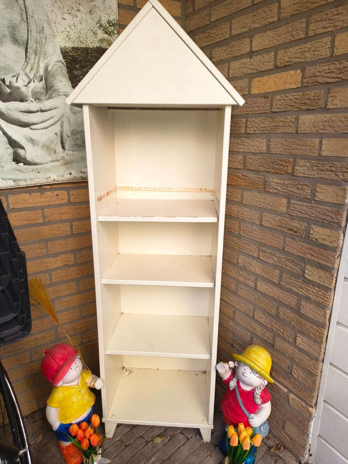 Unieke witte strand-/boekenkast met puntdak - Gebruikt, Ophalen, Met plank(en), Gebruikt, 150 tot 200 cm