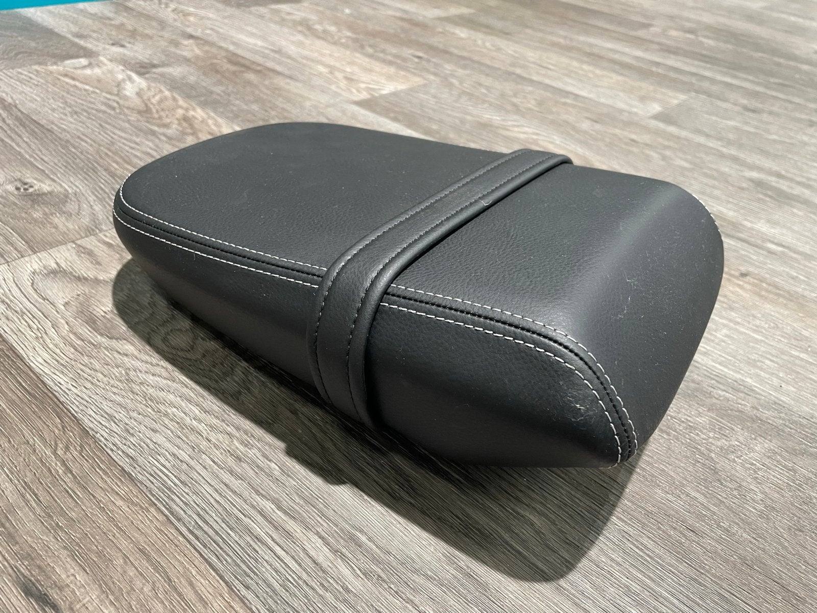 Triumph Comfort Buddyseat Rocket 3 - Nieuw, 5121 RC, Nieuw, Ophalen of Verzenden, MC RIJEN
