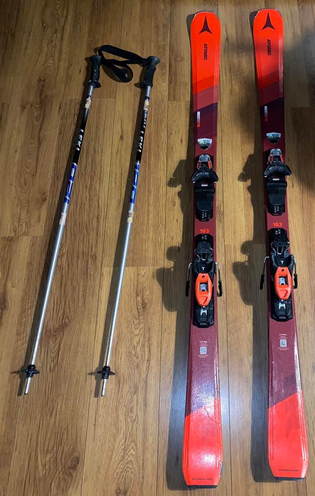 Skies skieschoenen + stokken, Sport en Fitness, 160 tot 180 cm, Zo goed als nieuw, Ski's, Ophalen