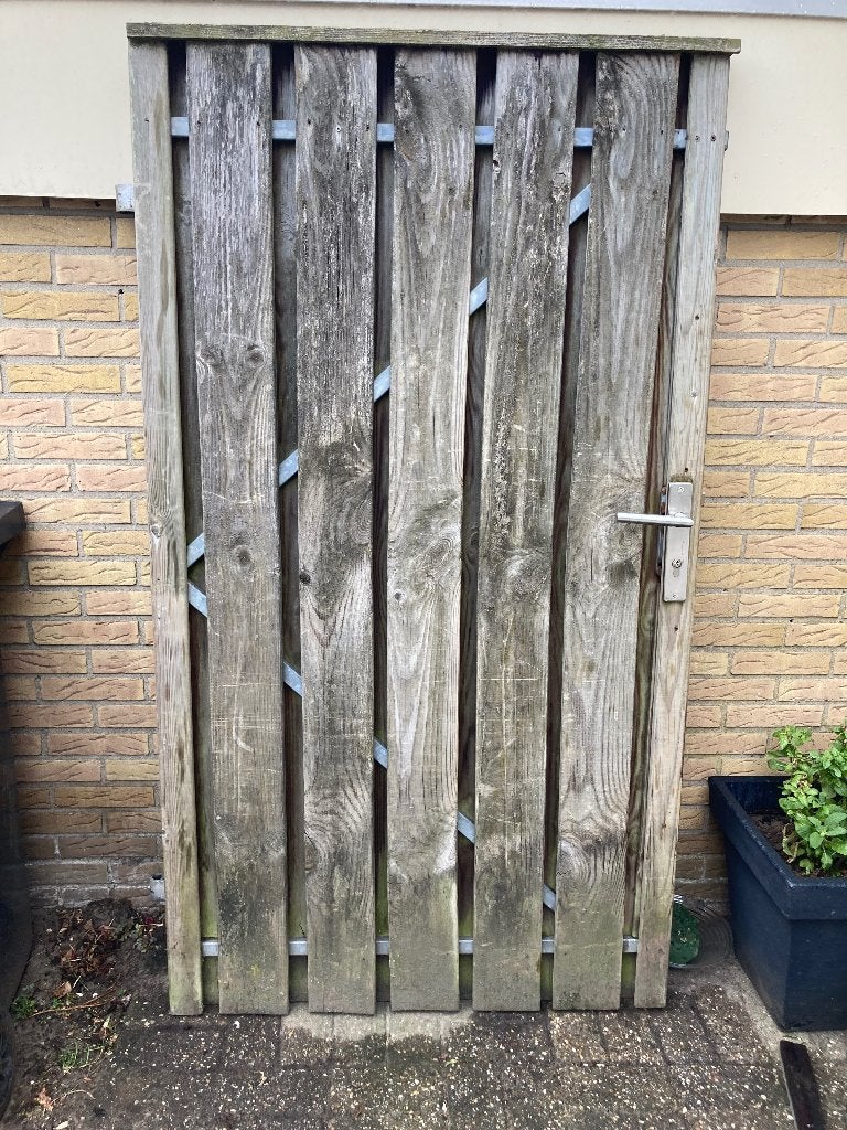 Schuttingpoort Poortdeur  Tuindeur gratis af te halen, Tuin en Terras, Ophalen, Minder dan 3 meter, Hout, 1 tot 2 meter