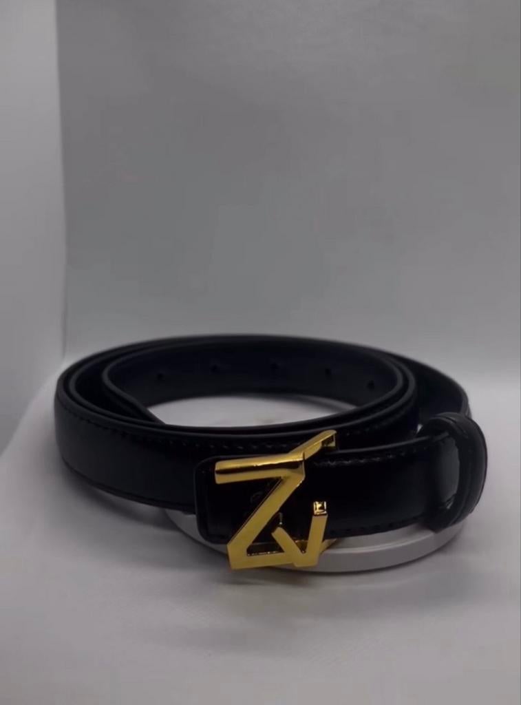 Nieuwe Riem van Imitatieleer met Gouden Gesp, Kleding | Dames, Riemen en Ceinturen, Ophalen of Verzenden, Nieuw, Zwart