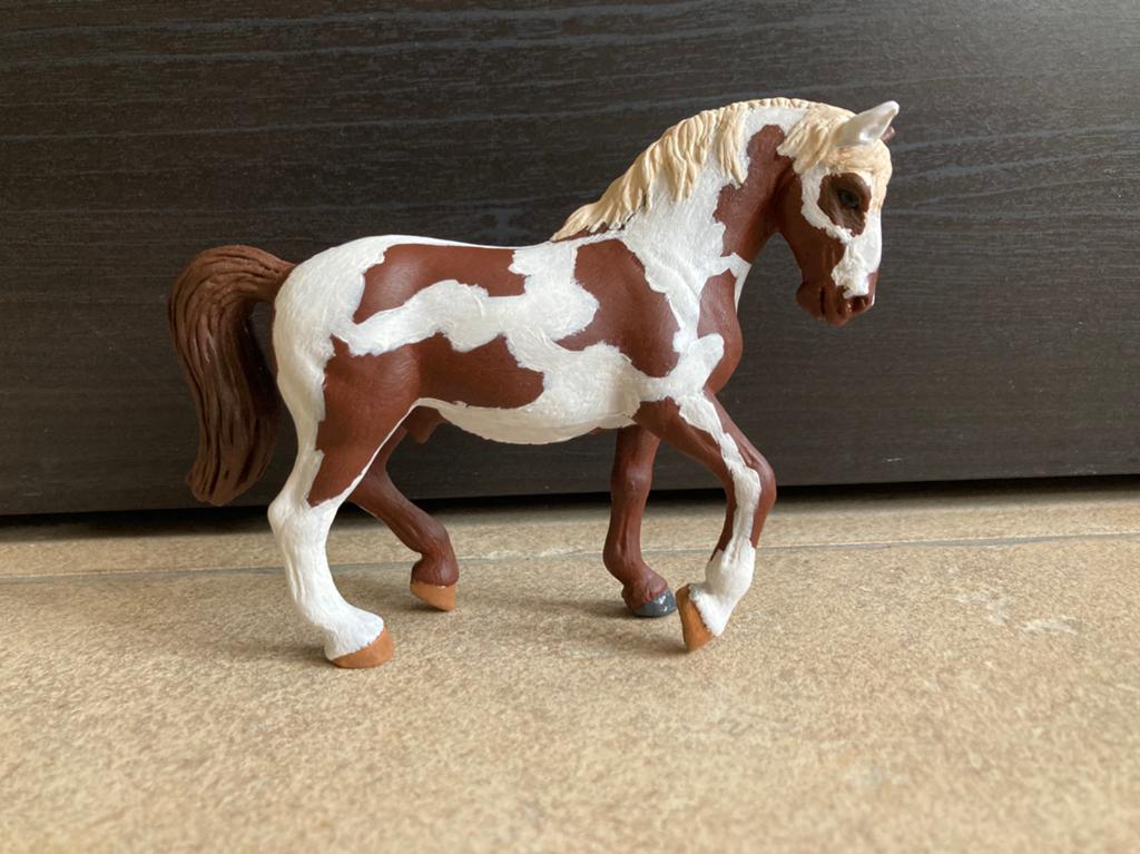 Schleich repaint, Verzamelen, Dierenverzamelingen, Ophalen of Verzenden, Zo goed als nieuw, Paard, Beeldje of Figuurtje