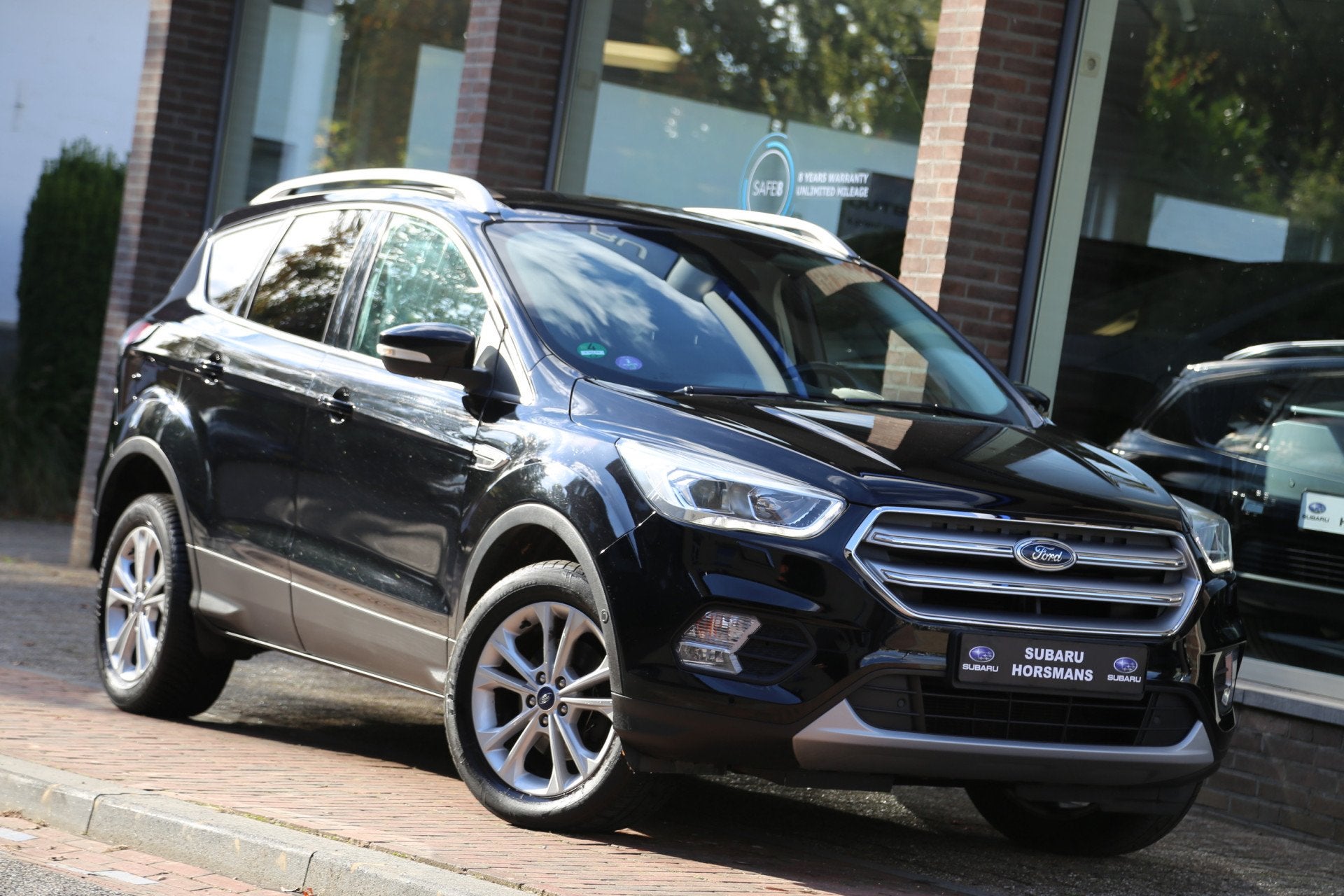 Ford Kuga 1.5 EcoBoost Titanium Navi (bj 2018), Euro 6, 4 cilinders, Zwart, Bedrijf