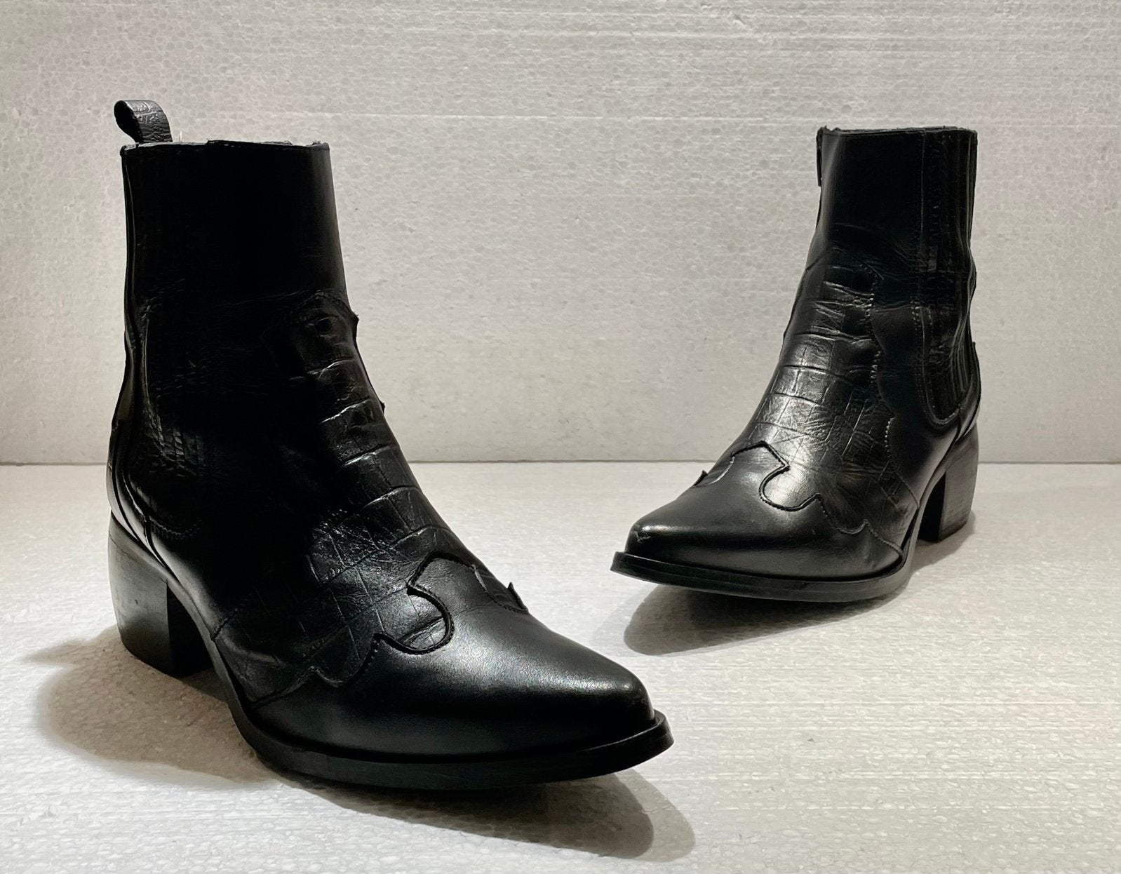 Manfield design stoere enkel laarzen / boots 39, Zwart, Lage of Enkellaarzen, Ophalen of Verzenden, Zo goed als nieuw