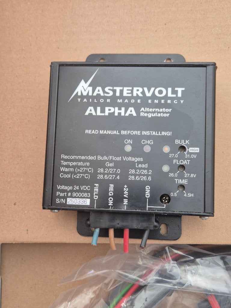 Whisper Power 24V Spanningsregelaar voor scheepsdynamo, Ophalen of Verzenden, Zo goed als nieuw, Motor en Techniek, Zeilboot of Motorboot