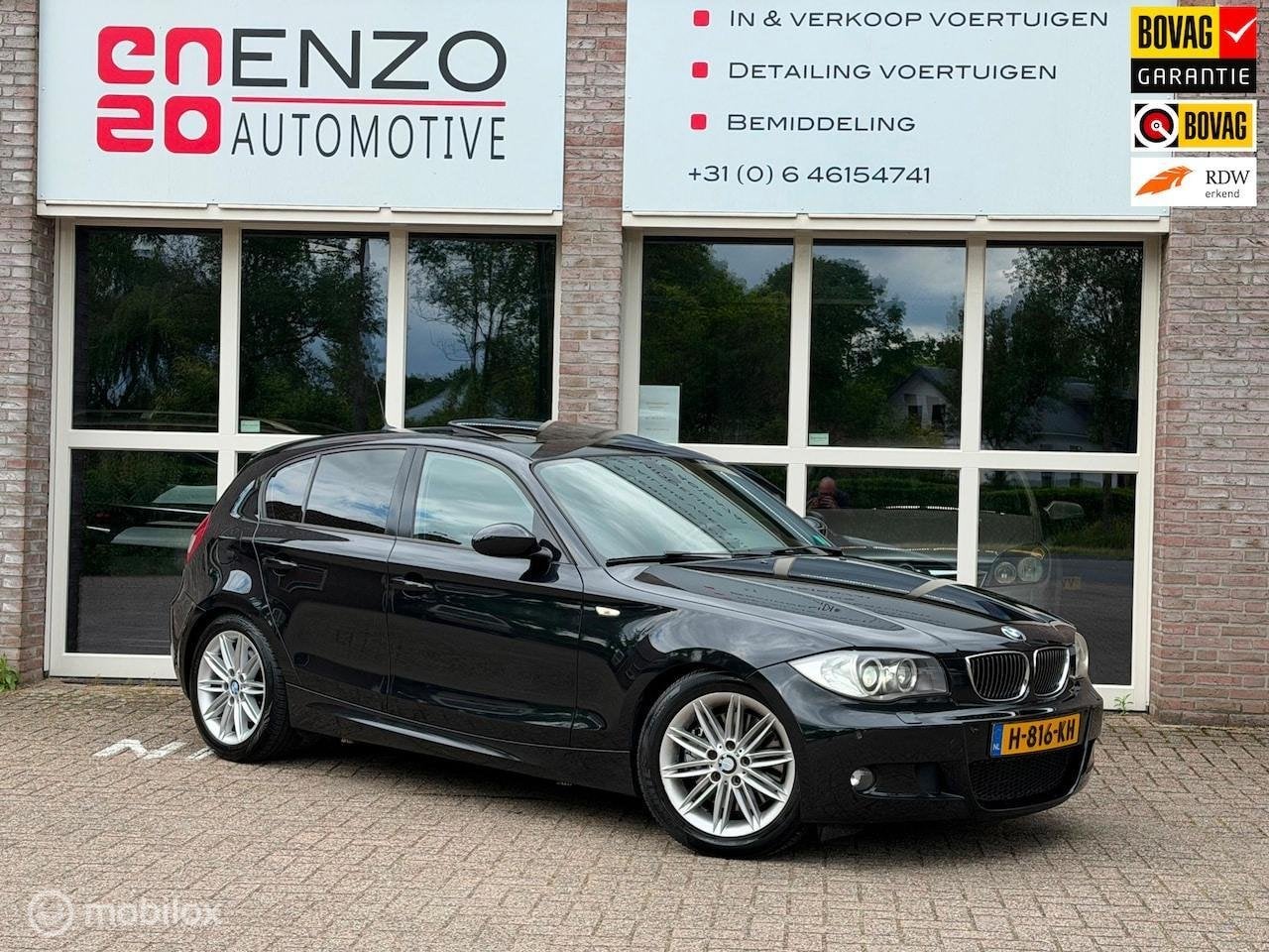BMW 1-serie 130i Executive zeer nette staat Xenon Pano M-pac, Auto's, Achterwielaandrijving, Gebruikt, 680 kg, Euro 4