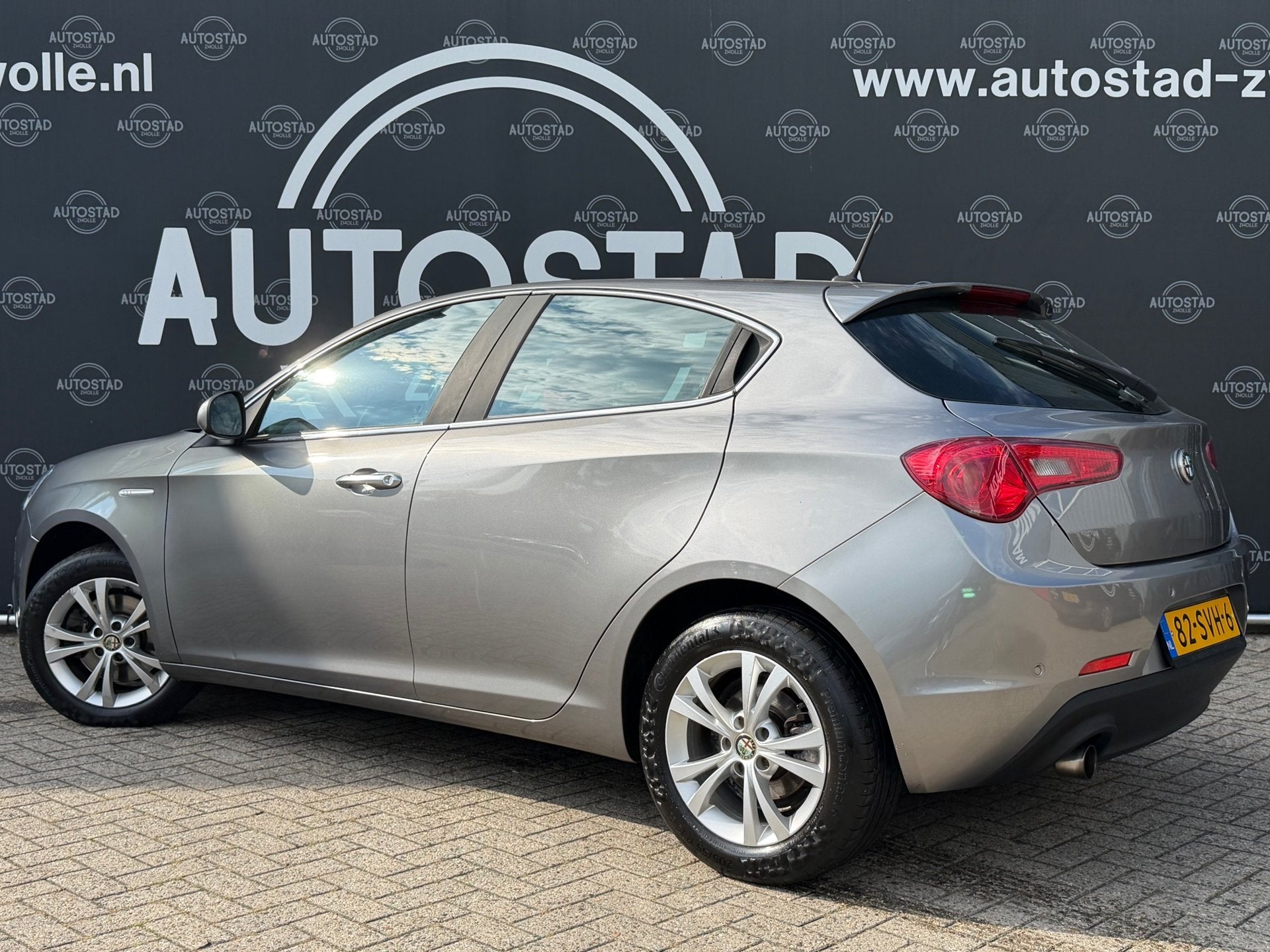 Alfa Romeo Giulietta 1.4 T Distinctive Automaat / NL-Auto /, Euro 5, 1280 kg, 4 cilinders, 500 kg