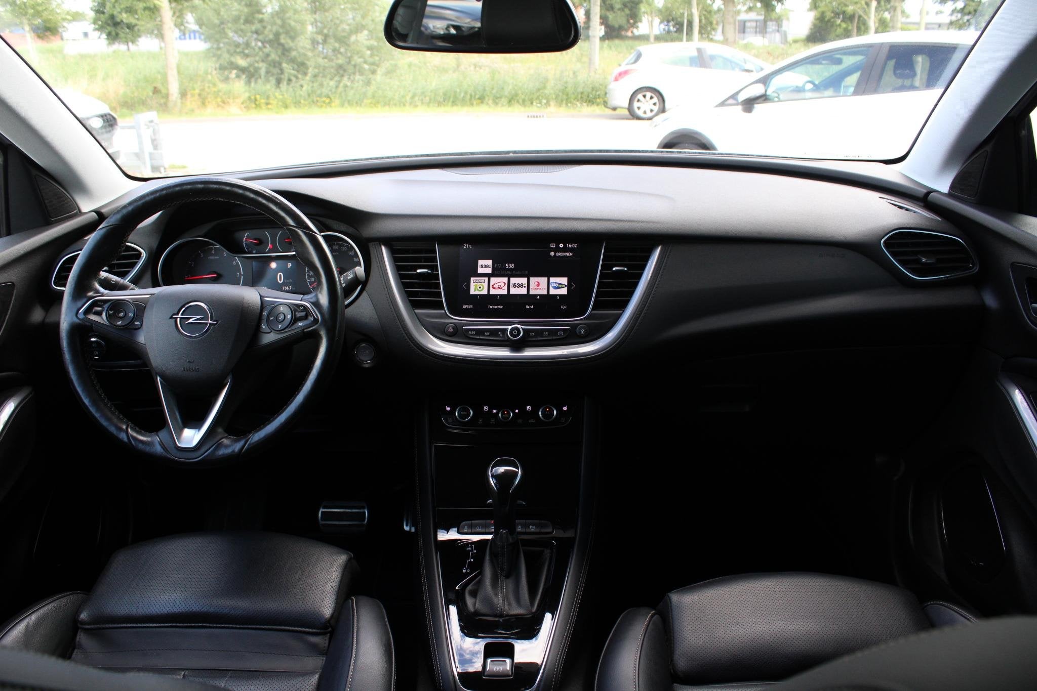 Opel Grandland X 1.2 Turbo Ultimate | Automaat! | Distributi, Auto's, Gebruikt, 1199 cc, Wit, 3 cilinders