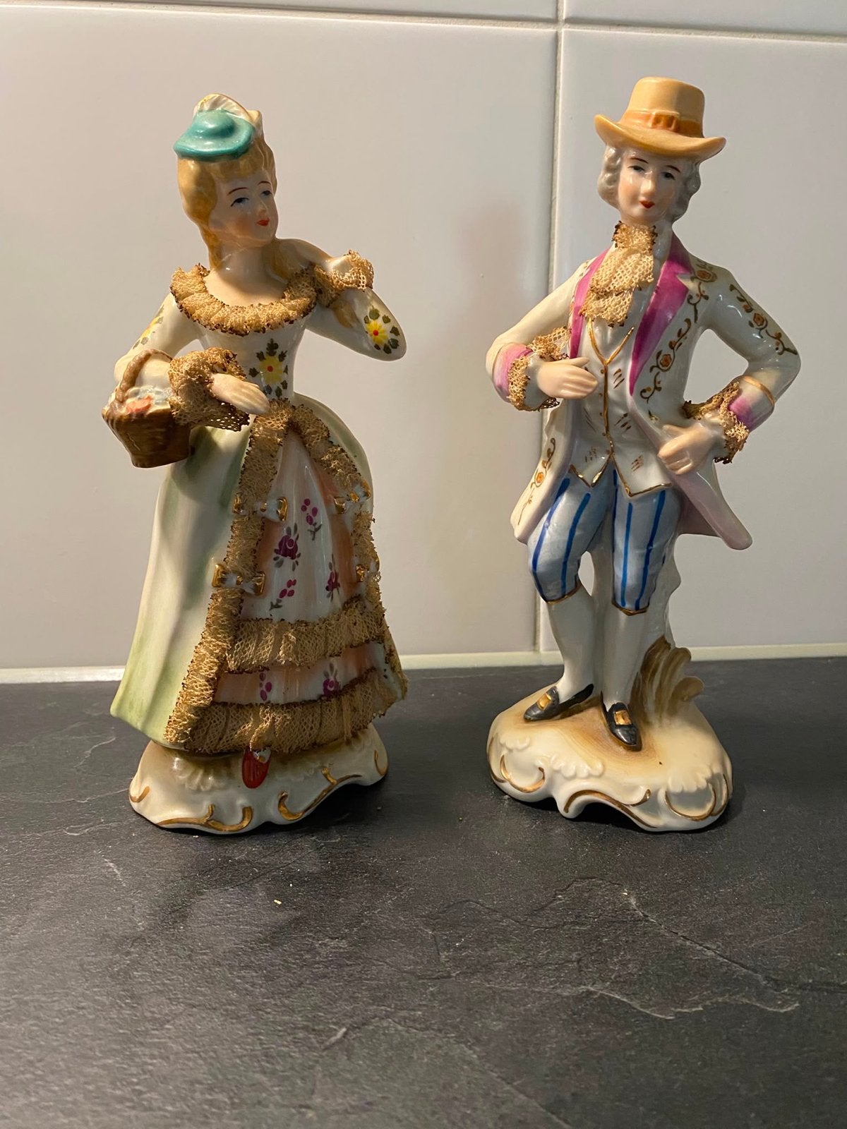 Vintage Porseleinen Beeldjes: Elegant Paar in Rococo Stijl, Verzamelen, Ophalen of Verzenden, Gebruikt