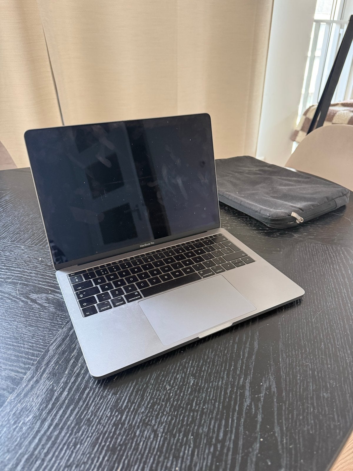 MacBook Pro 13,3 inch 2017 – i5 – 16GB RAM – 256GB SSD, Computers en Software, Apple Macbooks, Gebruikt, Qwerty, 13 inch, Onbekend