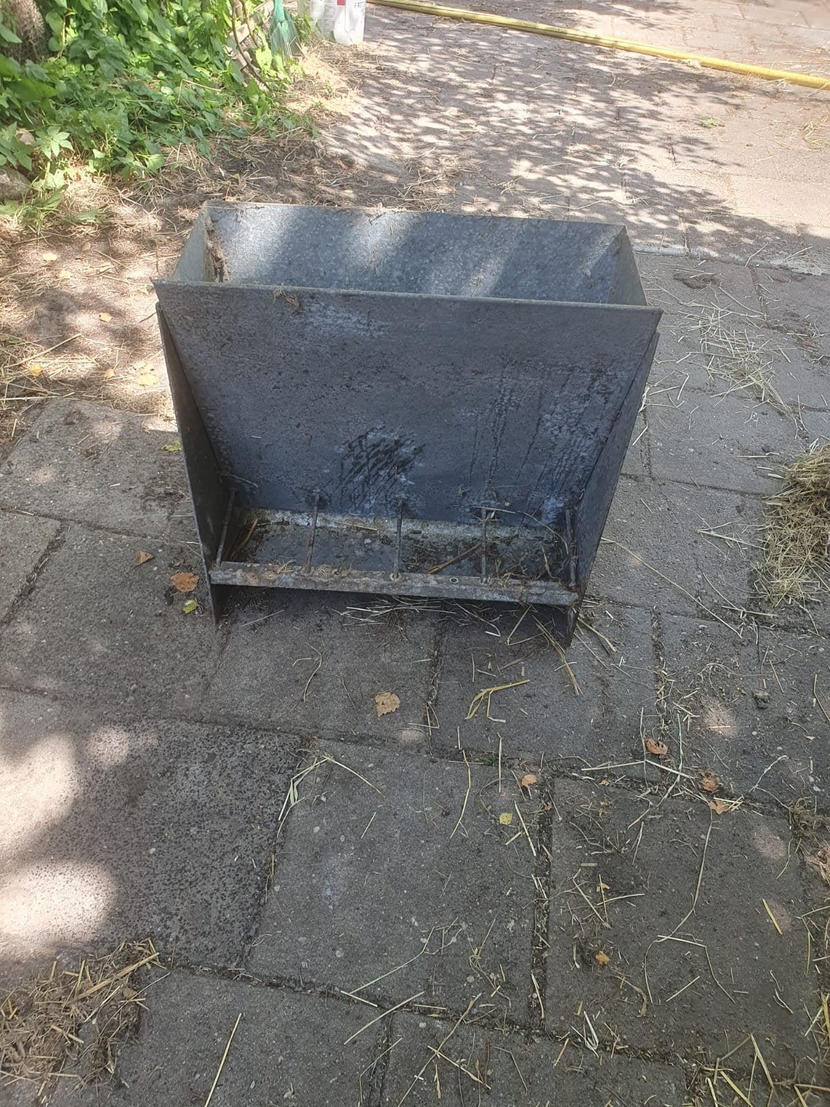 Mooie ruif / voerbak voor vee, Ophalen, Vee