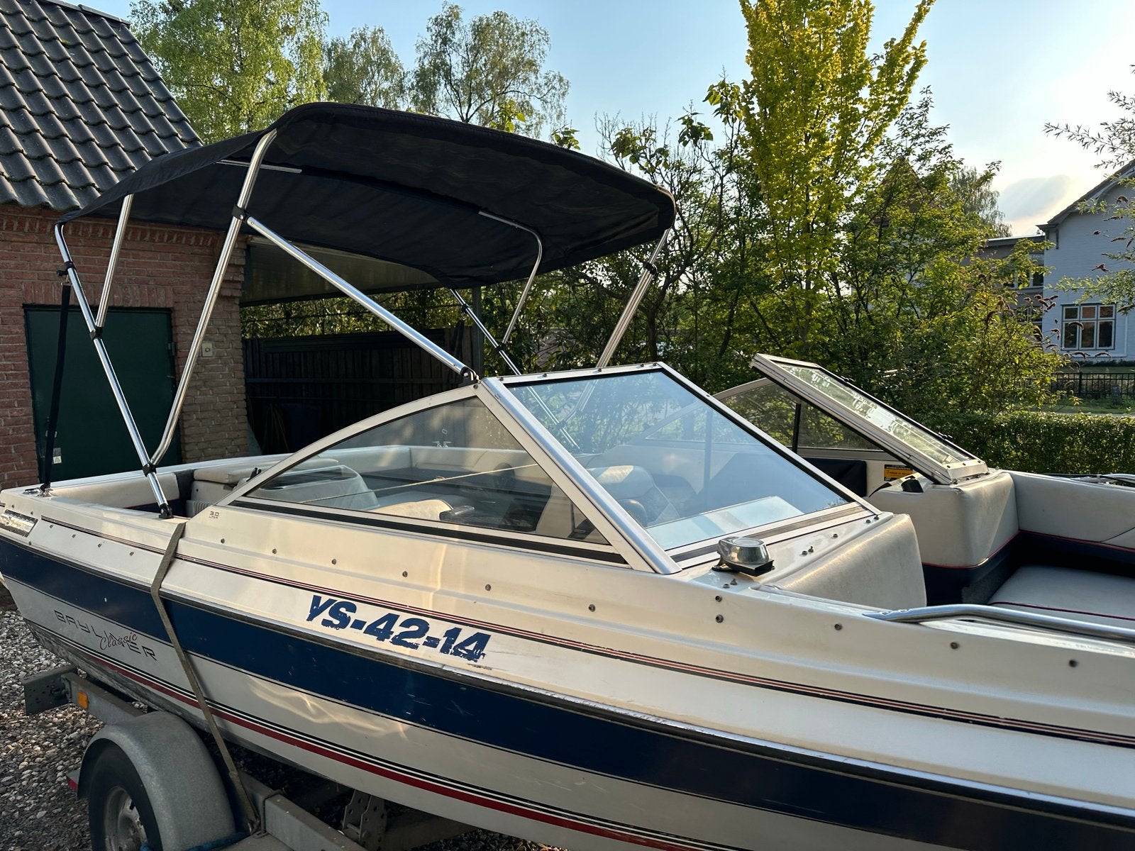 Bayliner Speedboot met Trailer - motor defect project, Watersport en Boten, Speedboten, Gebruikt, Bayliner, Polyester, Ophalen